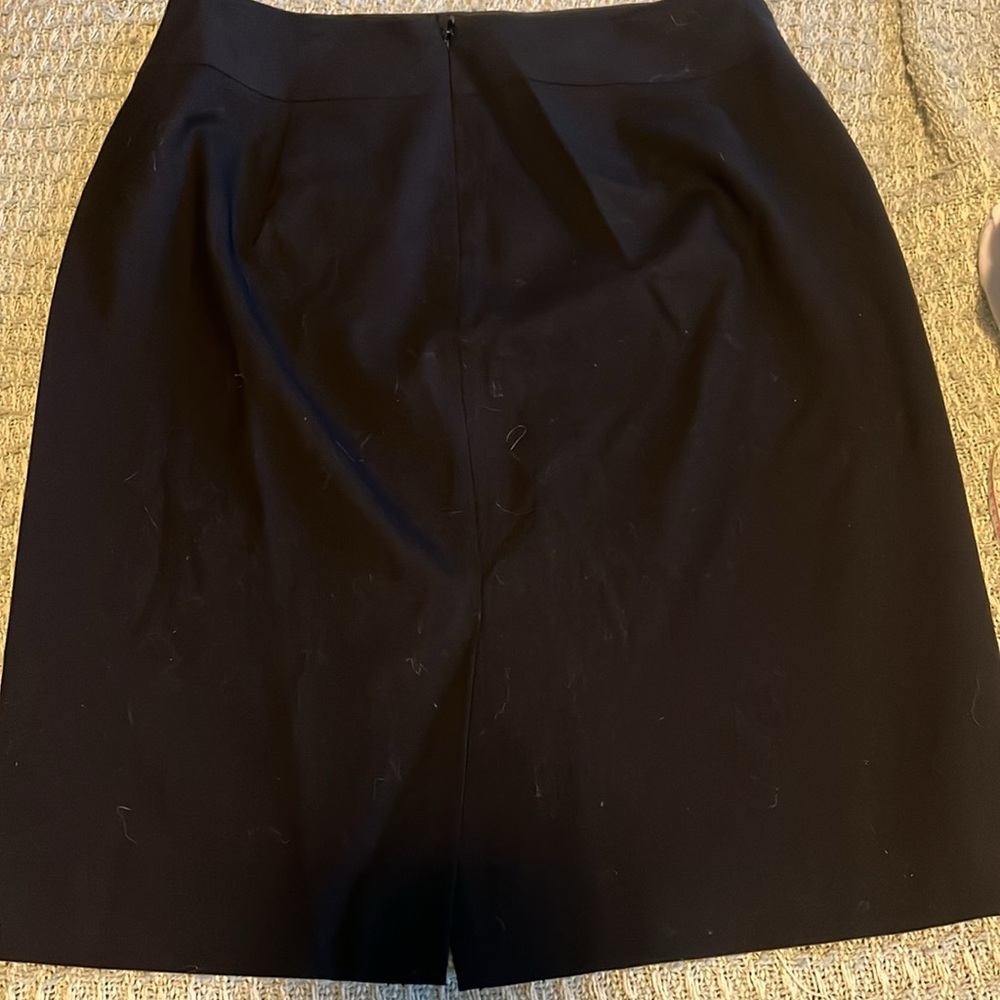 Banana Republic Light Weight Wool Blend Skirt Black Size 6